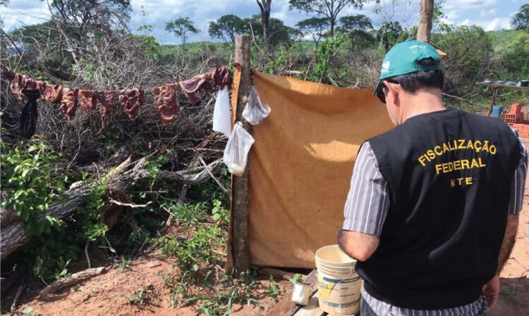 2.575 pessoas foram resgatadas em 2022