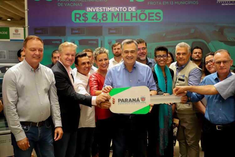 Municípios recebem ambulâncias do Samu e 93 câmaras frias para armazenamento de vacinas