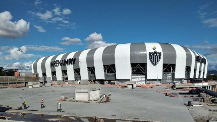 Arena do Atlético vira aliada improvável do Cruzeiro em briga com Mineirão