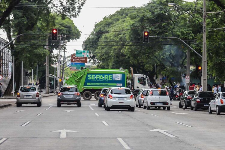 Segunda parcela do IPVA dos veículos com placas de finais 3 e 4 vence nesta sexta-feira