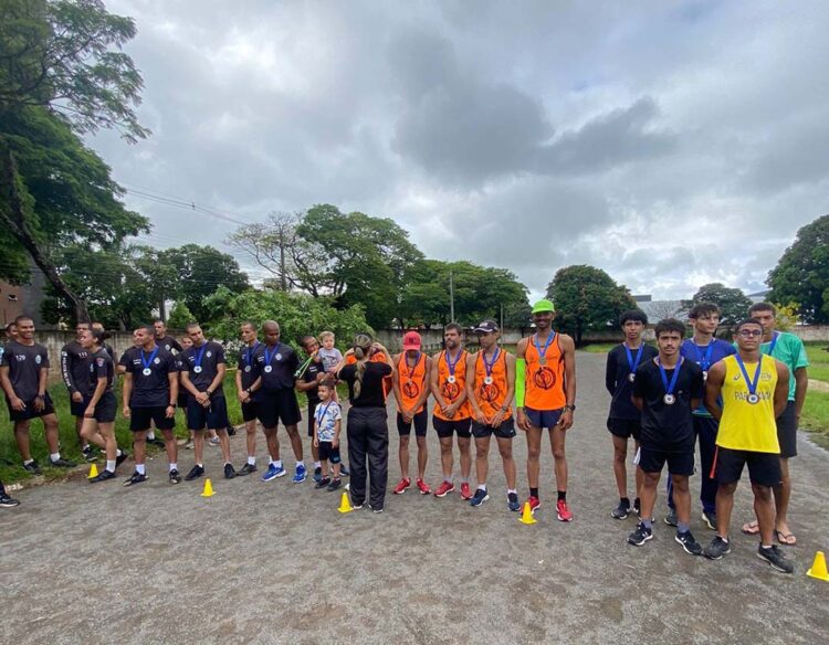 Nove equipes participam da Corrida do Facho