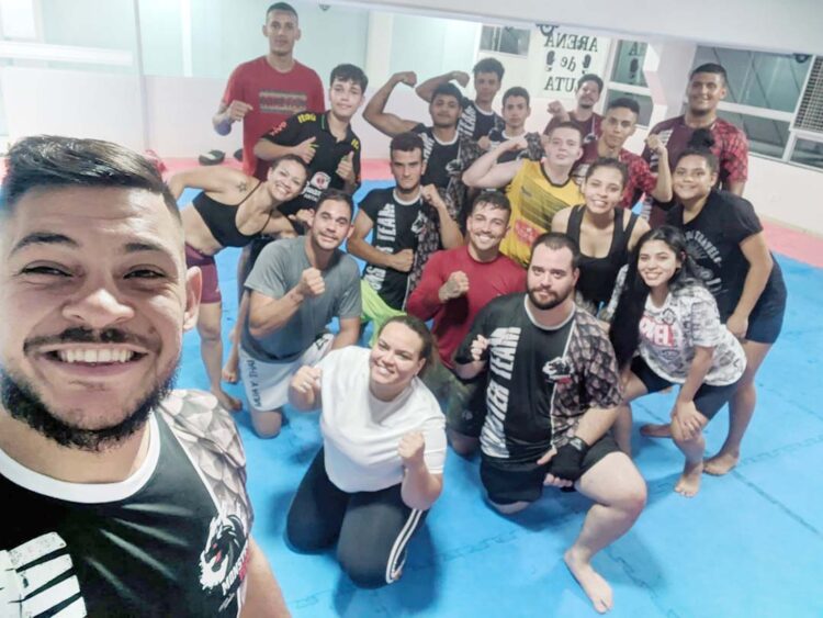 Equipe Monster Team participa de competição em Maringá