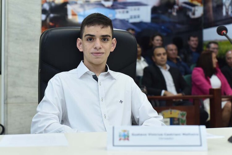 Aprovado em primeiro turno projeto de lei que  institui a feira de ciências no calendário municipal
