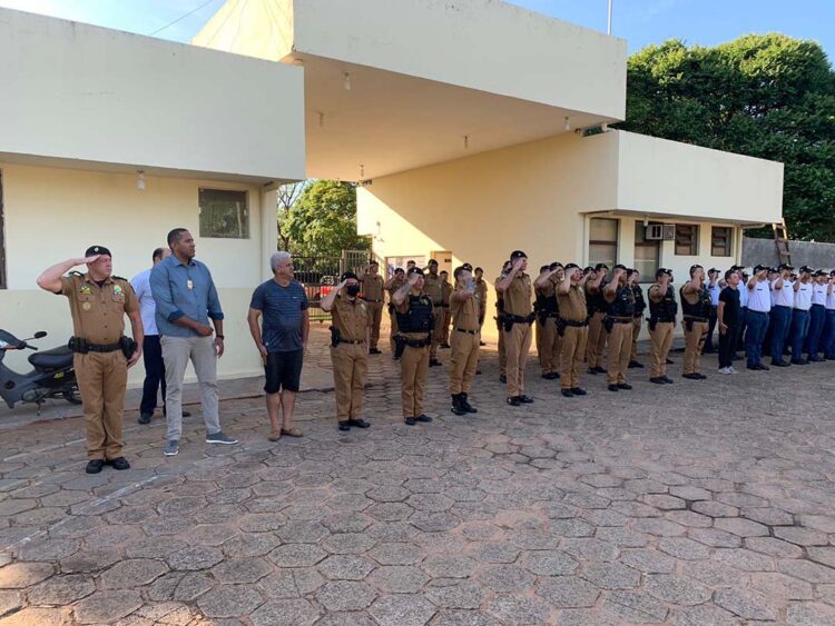 Companhia da PM recebe visita  do seu primeiro comandante