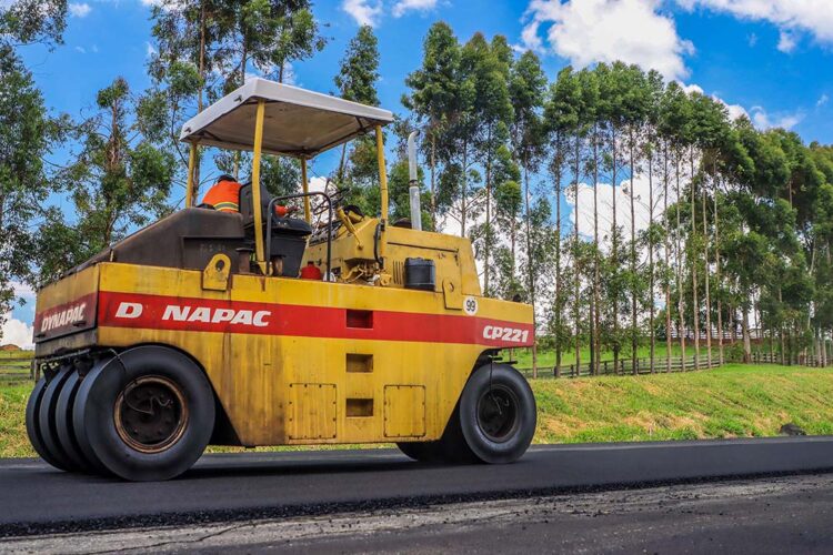 DER/PR assina contrato de R$ 40,5 milhões para  conservação de rodovias no Norte e Vale do Ivaí