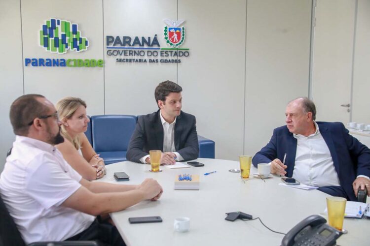 Com R$ 900 milhões em caixa, Sistema de Financiamento aos Municípios atualiza gestão