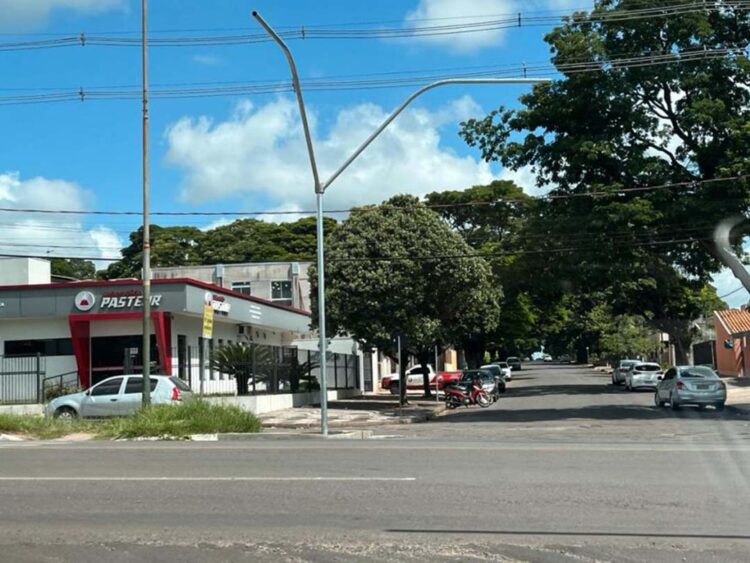 Município inicia instalação de novos semáforos