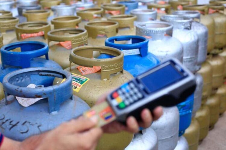 Preços recordes derrubam venda de botijão de gás a menor nível em dez anos