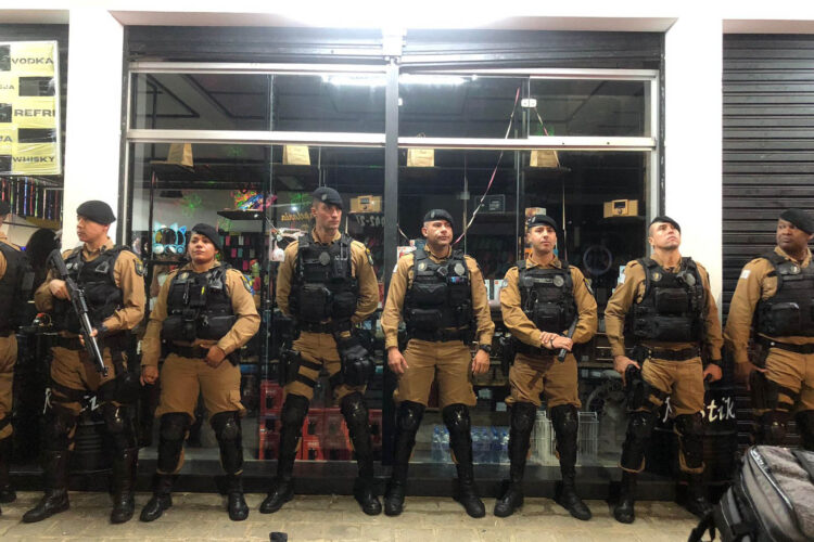 Com grande efetivo, PM apreende armas, recupera veículos e garante Carnaval tranquilo