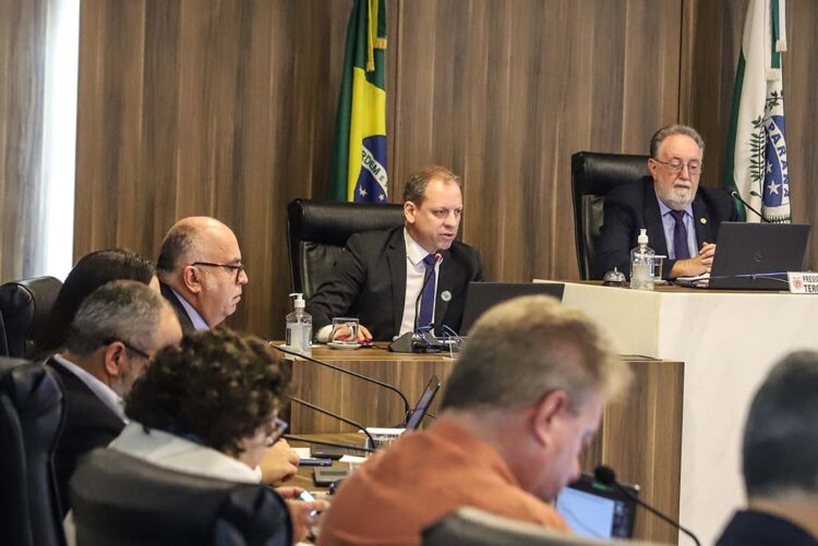 Com R$ 5,4 bilhões, Estado investe mais do que o mínimo constitucional em saúde
