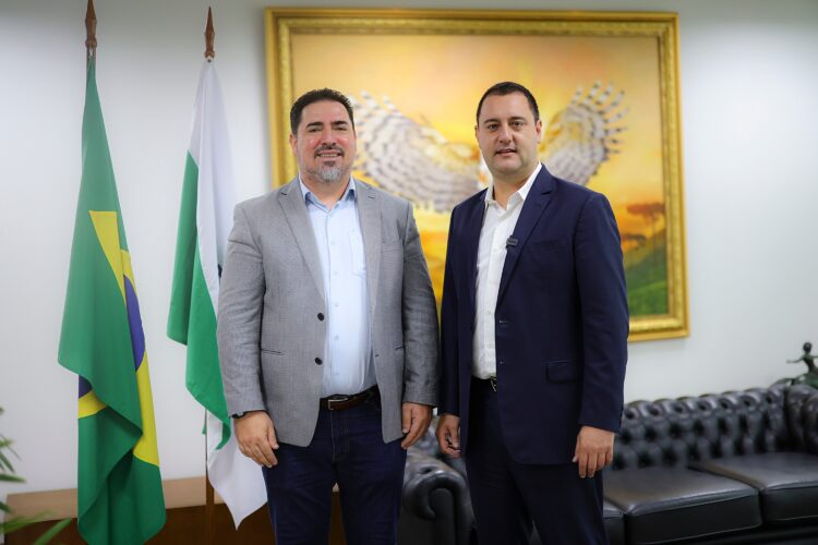 Governador sanciona lei que moderniza o Quadro Próprio do Poder Executivo