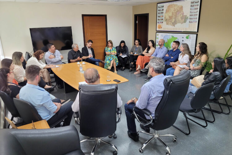 Paraná incentiva municípios a formatarem consórcios para gestão de resíduos sólidos