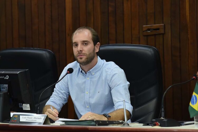 Presidente explica cálculo que aponta mais  de R$ 4 milhões com aumento de vereadores