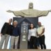 Taça da Copa do Mundo feminina é apresentada no Cristo Redentor