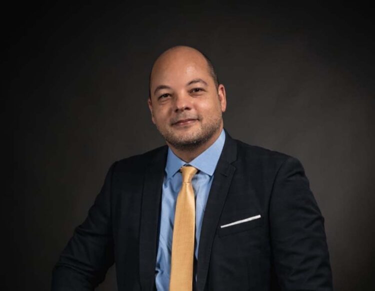 Fraudes, desafios e soluções em investimentos financeiros no Brasil