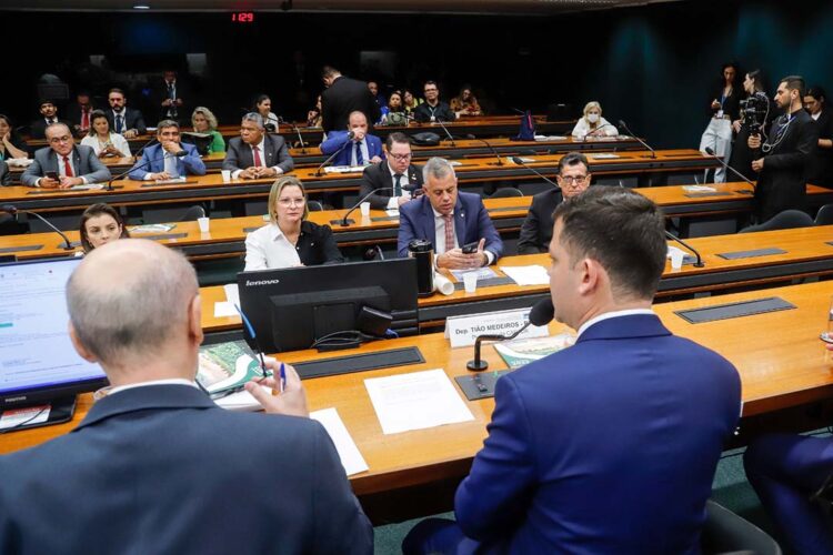 Sob presidência de Tião Medeiros, Comissão de  Agricultura tem primeira reunião nesta quarta-feira