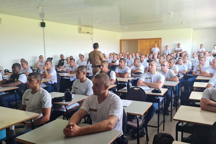 Programa de Integridade do Estado é tema de palestra com novos policiais militares