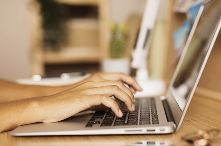 Gmail e Google Docs terão ferramenta de IA que escreve textos no lugar dos usuários