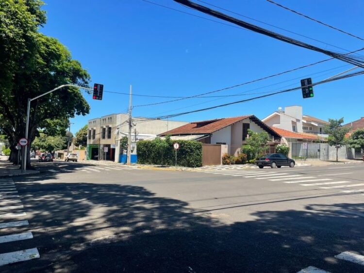 Novos semáforos do centro da cidade já estão em funcionamento