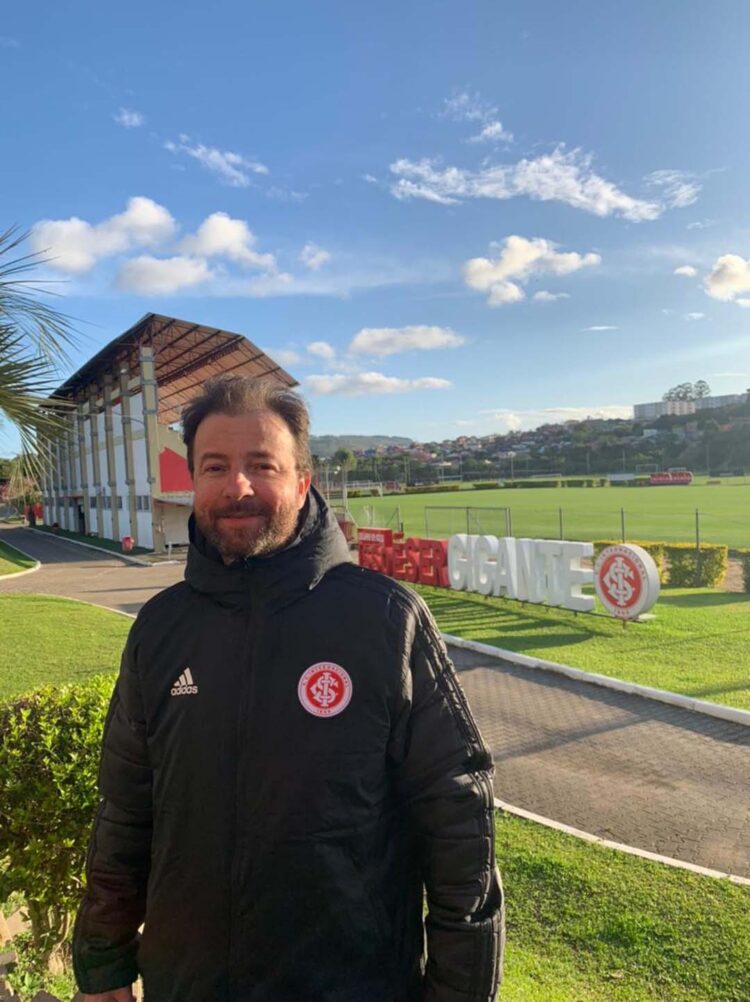 Observadores técnicos de grandes  clubes do Brasil participam da Noroeste Cup