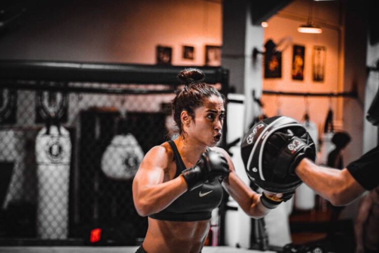 Paranavaiense Bruna Brasil estreia no UFC neste sábado