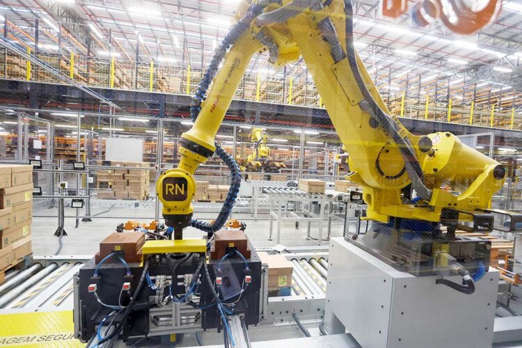 Indústria paranaense registra crescimento em fevereiro