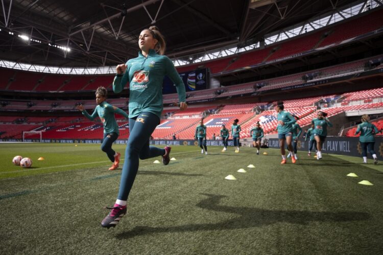Brasil encara Inglaterra, em Wembley, de olho na Copa do Mundo