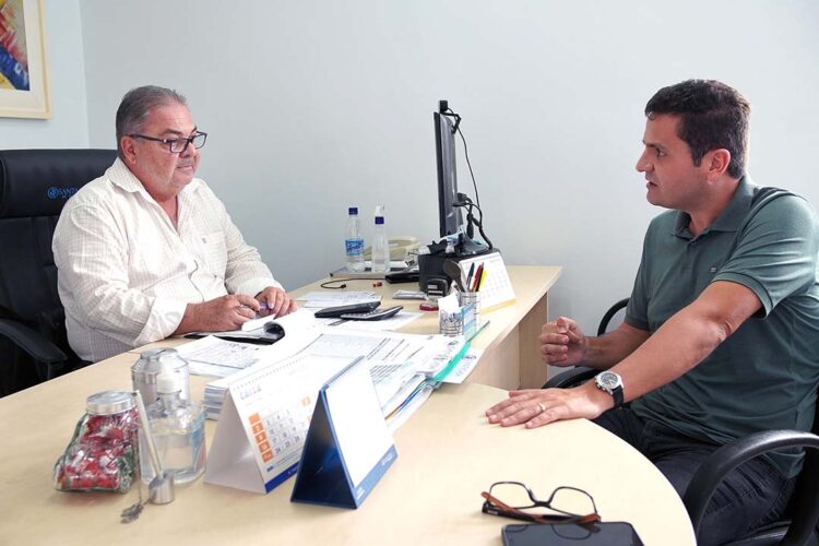 Presidente da Amunpar se compromete a buscar alternativas para a Santa Casa