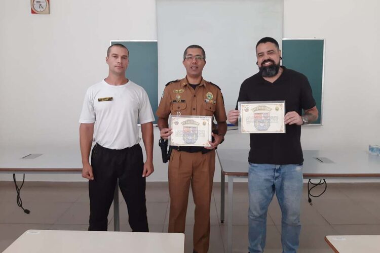 Policiais recebem capacitação sobre como proceder em ações que envolvam pessoas autistas