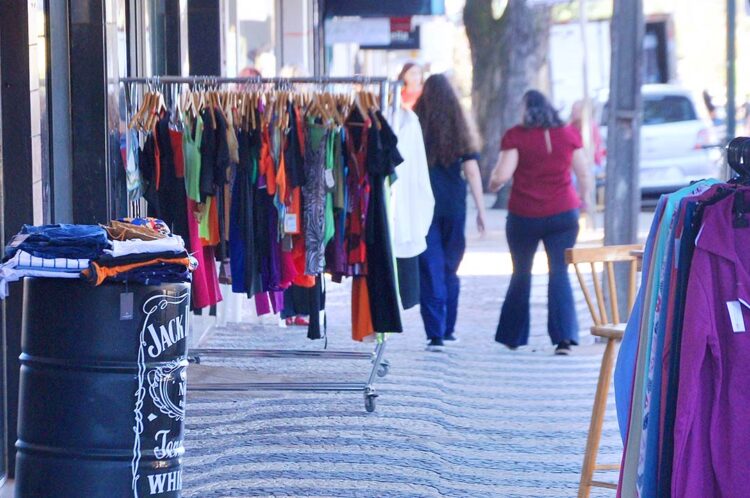 Índice de Confiança do Empresário do Comércio paranaense recua 3,4% em maio