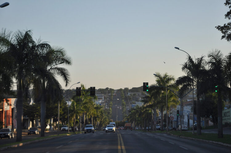 Céu sem nuvens nesta sexta e aumento  de nebulosidade a partir de sábado