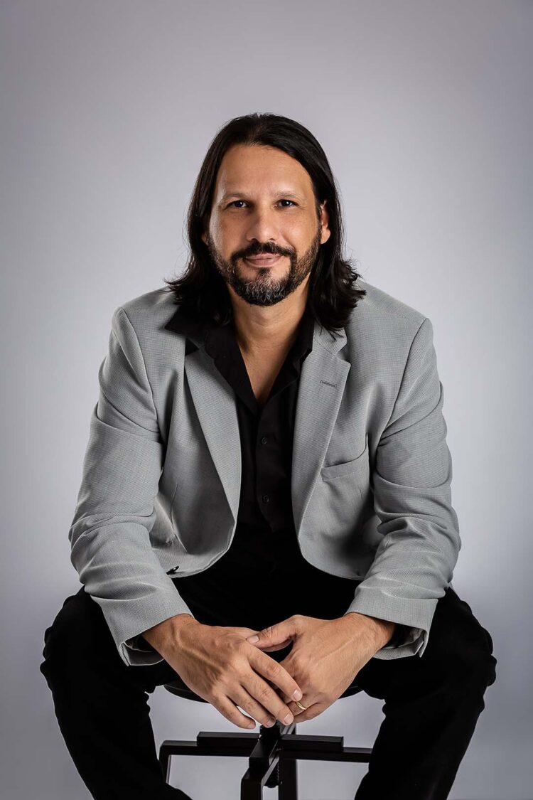 Doutor em Educação questiona política de  inclusão total adotada em escolas brasileiras