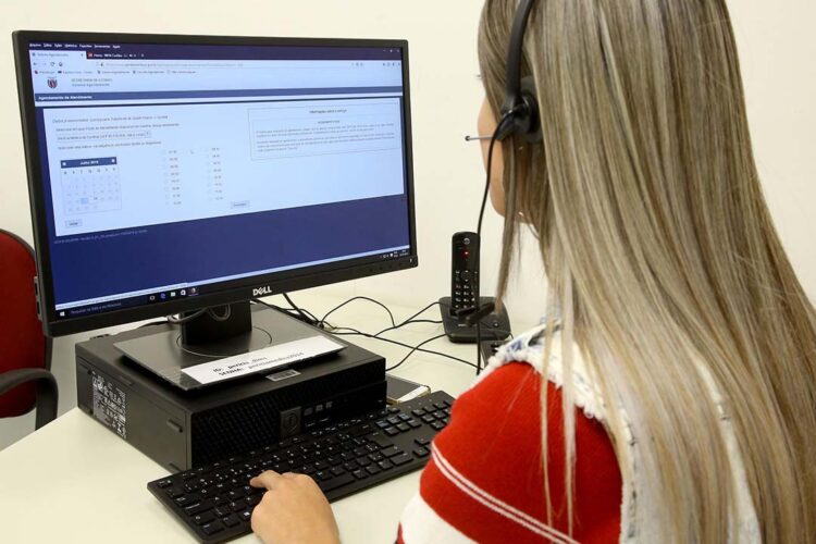 Beneficiários da Paranaprevidência devem fazer recadastramento até o fim do ano
