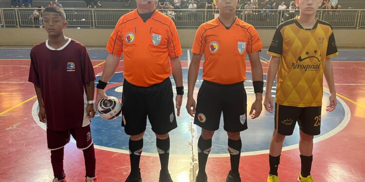Colégio Paroquial de Paranavaí vence segunda partida no futsal masculino B