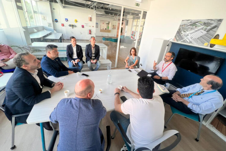 Paraná vai exportar tecnologia de chamada por reconhecimento facial para Portugal