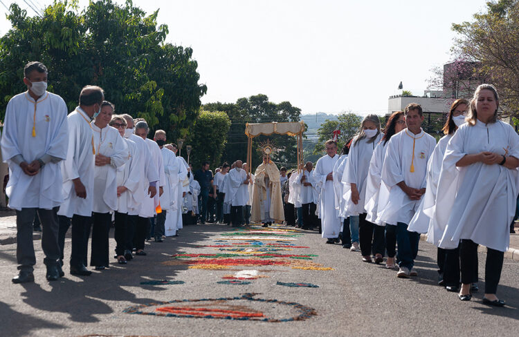 Saiba como será a programação para  Corpus Christi na Diocese de Paranavaí