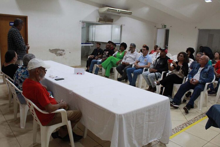 Movimentos sociais se unem para discutir políticas públicas de igualdade