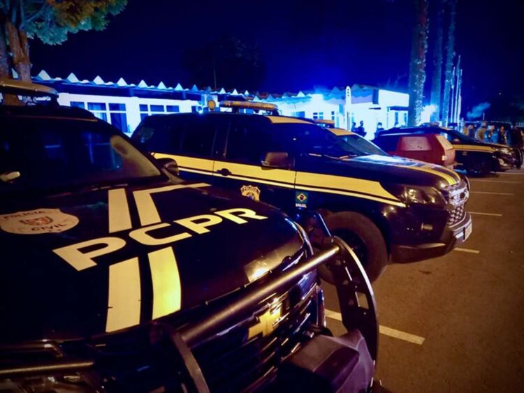 PRF e PCPR prendem 17 integrantes de associação criminosa ligada a roubos de carga com prejuízo de R$ 2 milhões