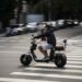 Dono de scooter elétrica terá mais de 2 anos para regularizar veículo
