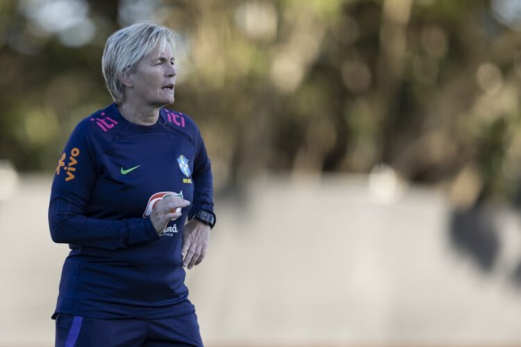 Auxiliar da Seleção Feminina, Lilie Persson avalia preparação para a Copa do Mundo