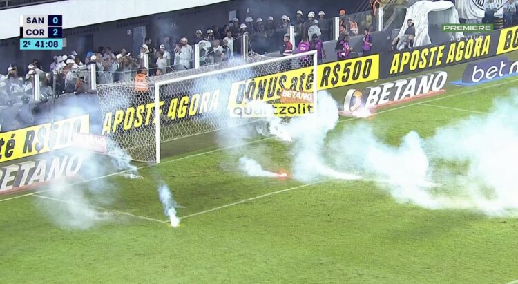 Santos é punido com perda de mando  em oito jogos e portões fechados