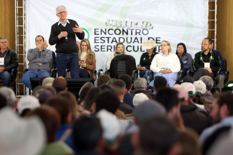 Governo do Paraná prepara concurso para estimular a produção de seda