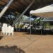 Munícipio entrega tendas e cadeiras para feirantes em Alto Paraná