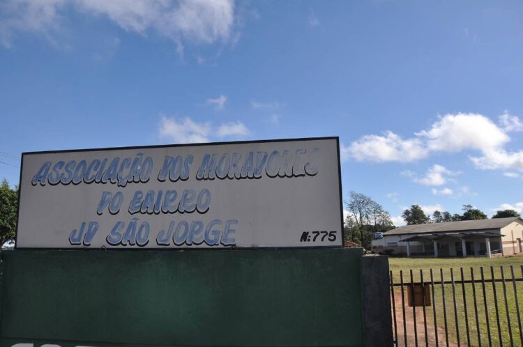 Aeroporto Edu Chaves deve incorporar área onde está associação de moradores