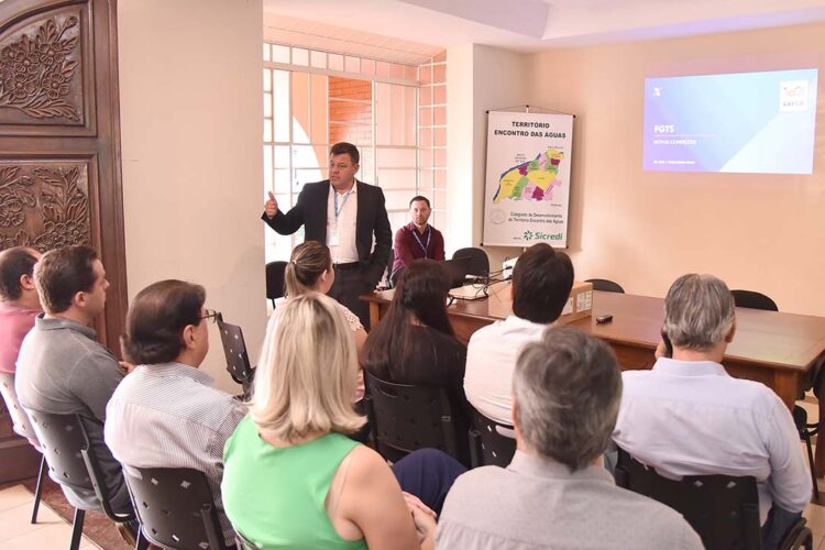 Prefeitos participam de reunião sobre  modalidades de financiamentos habitacionais