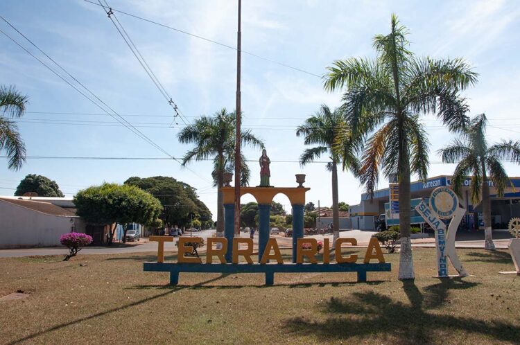 Homem morre após escorregar e cair de barracão em Terra Rica