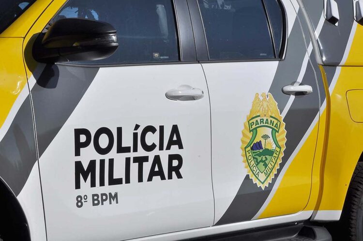 Mulher fica ferida em acidente entre carro e moto no Sumaré