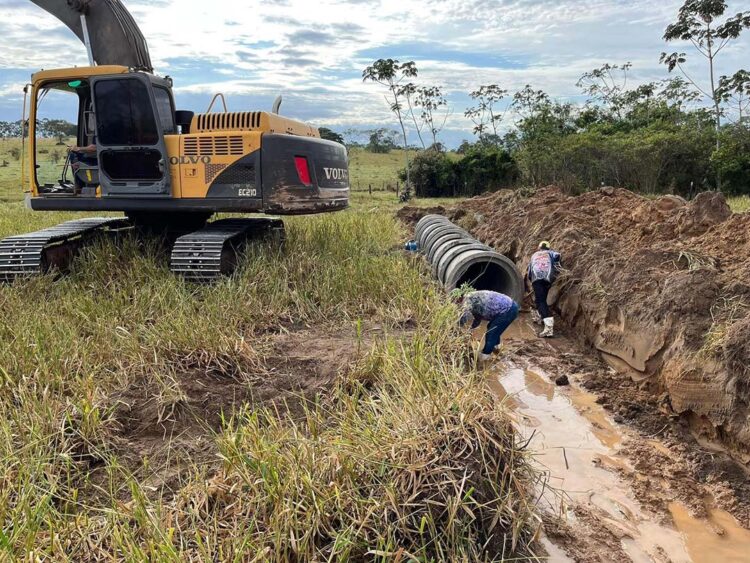 Santa Cruz de Monte Castelo inicia obra de galerias pluviais