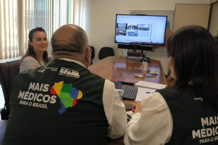 Saúde promove ação de acolhimento para profissionais do Programa Mais Médicos