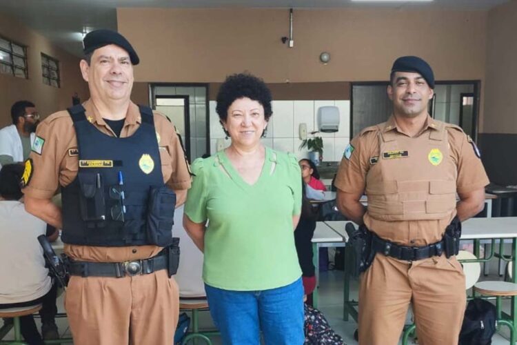 Polícia Militar reforça policiamento e ações educativas junto à comunidade escolar